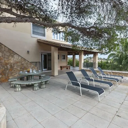 Oasis Villa